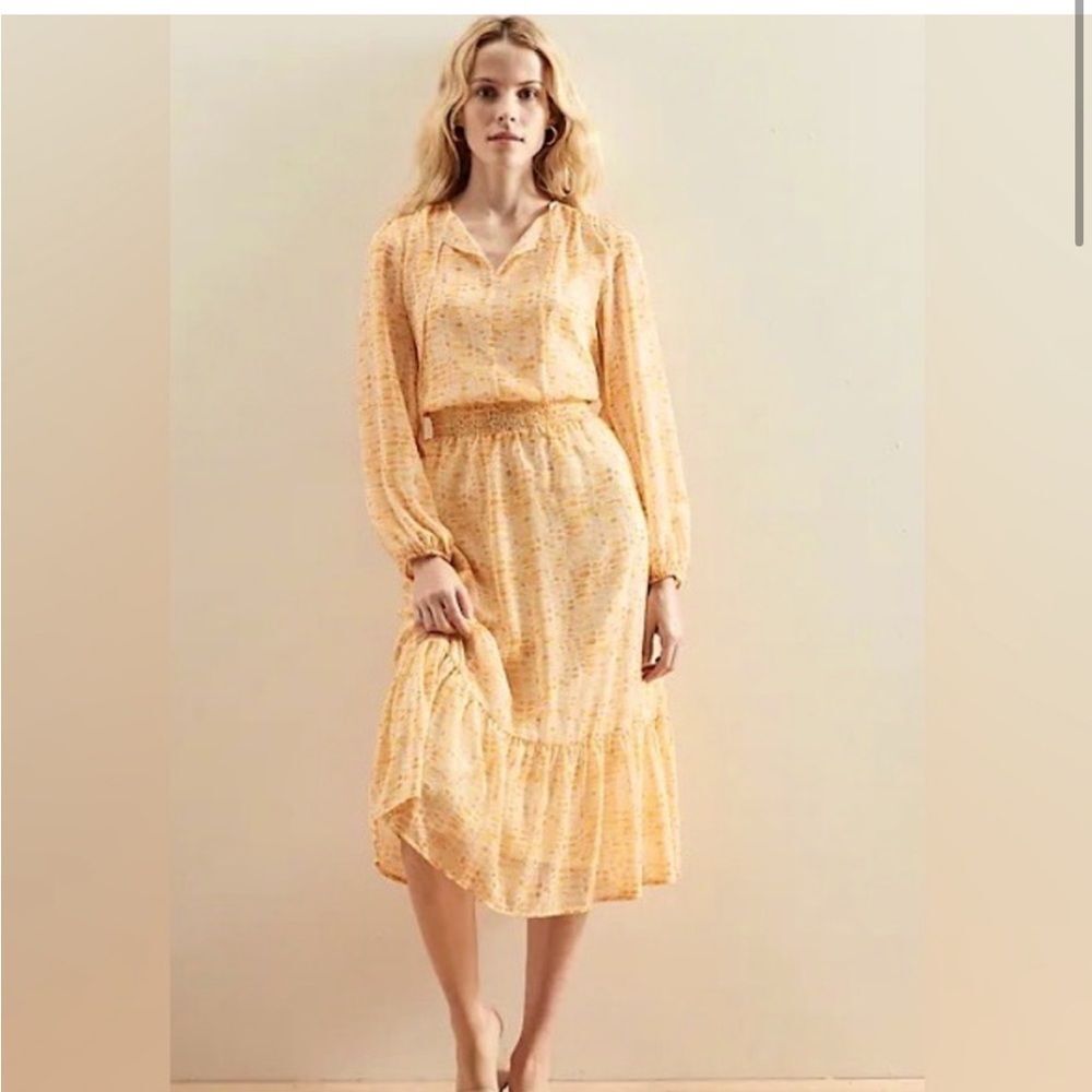Banana Republic Long Sleeve Flounce Midi Dress in Pattern Yellow  M